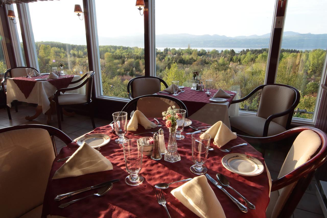 Auberge La Coudriere L'Isle-aux-Coudres Exterior foto